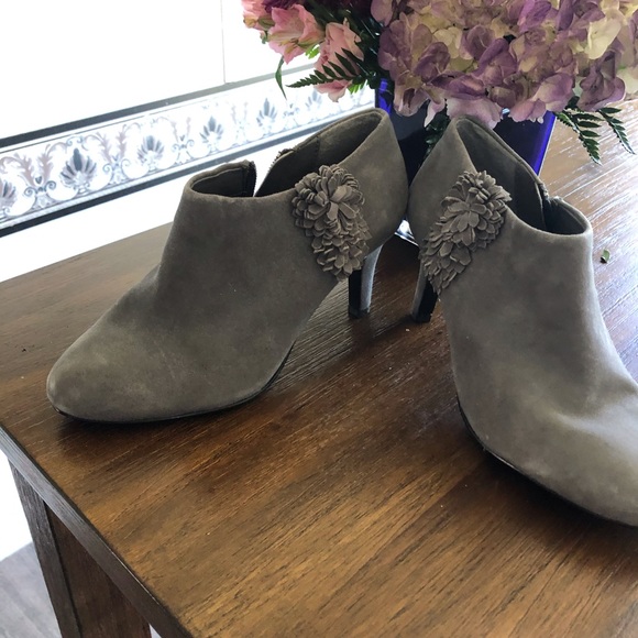 Summer name brand shoes - Picture 6 of 6